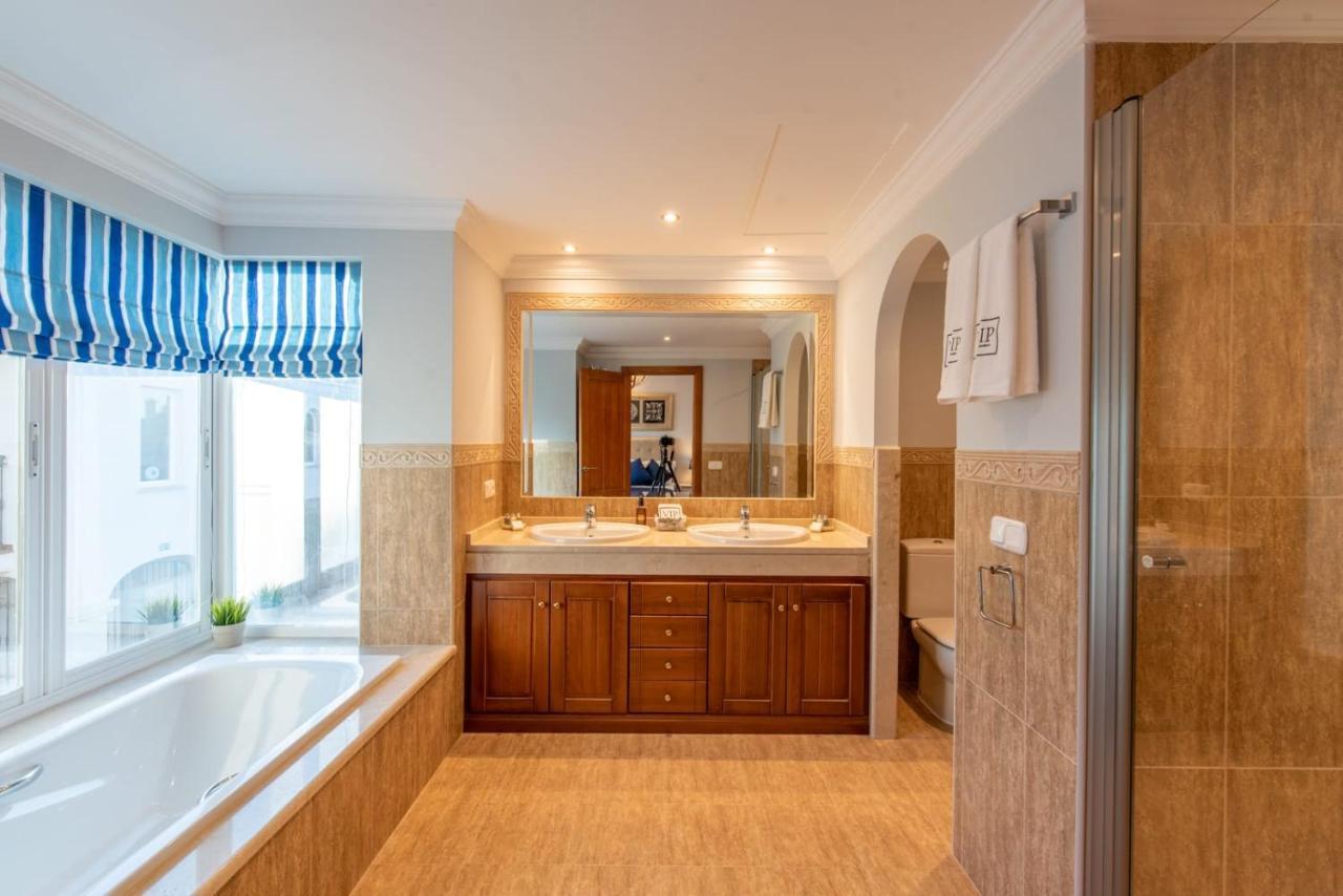 Arcos Gardens - The Townhouse - Luxury Accommodation Arcos de la Frontera Exterior photo